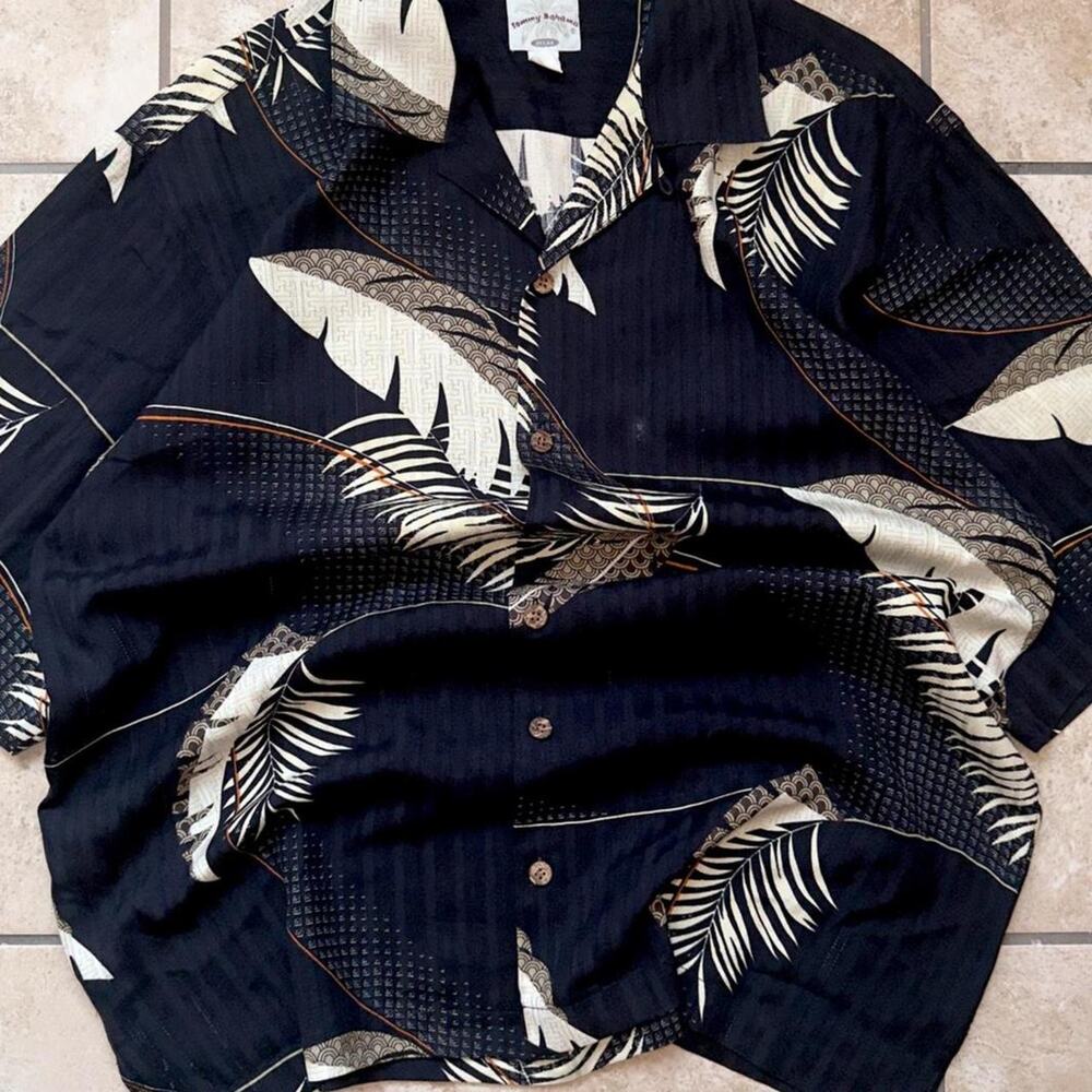 SMALL STAIN Tommy Bahama Button Up Silk Dress Shirt - Size L